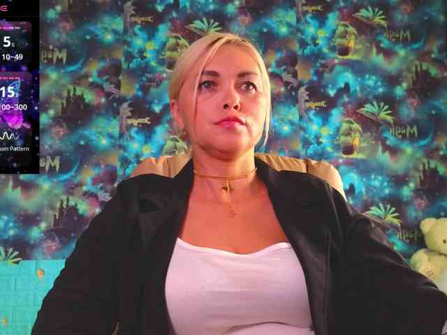 Модель: Mistress-Gwen