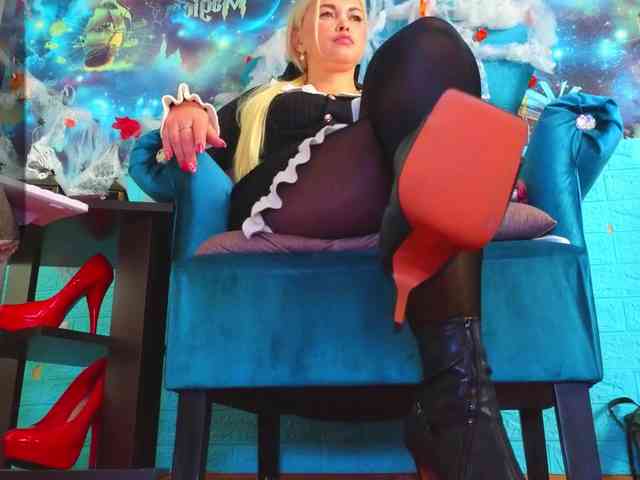 Mistress-Gwen webcam