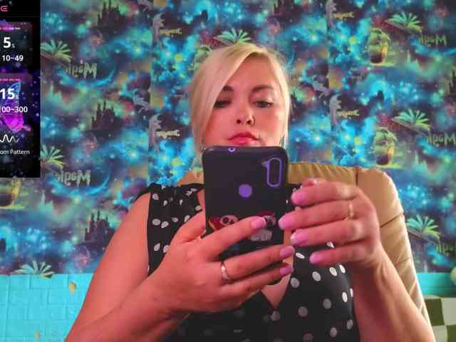 Mistress-Gwen webcam