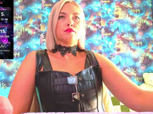Mistress-Gwen webcam