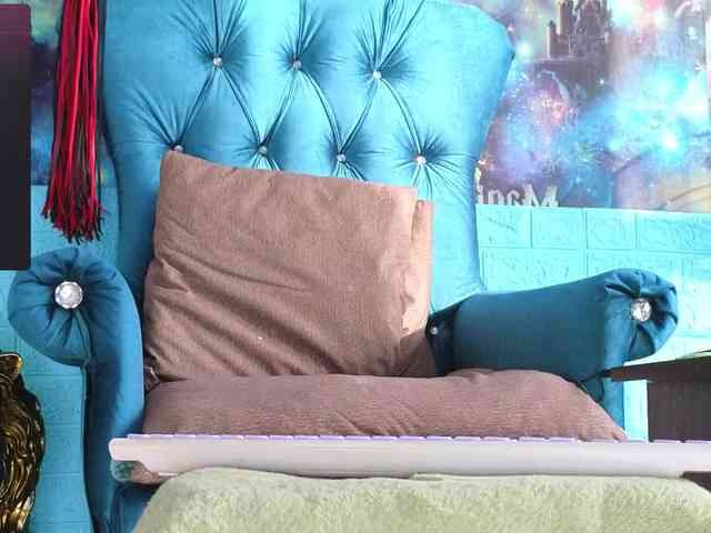 Mistress-Gwen webcam