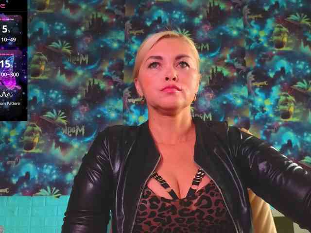 Mistress-Gwen webcam