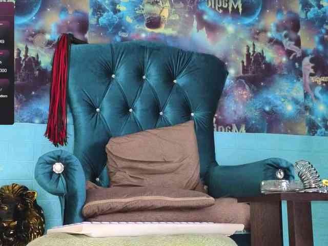 Mistress-Gwen webcam