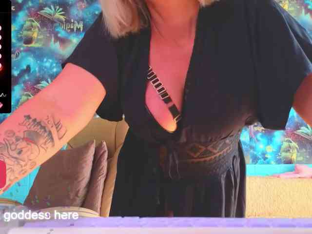 Mistress-Gwen webcam