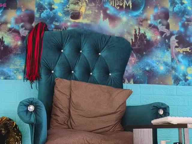 Mistress-Gwen webcam