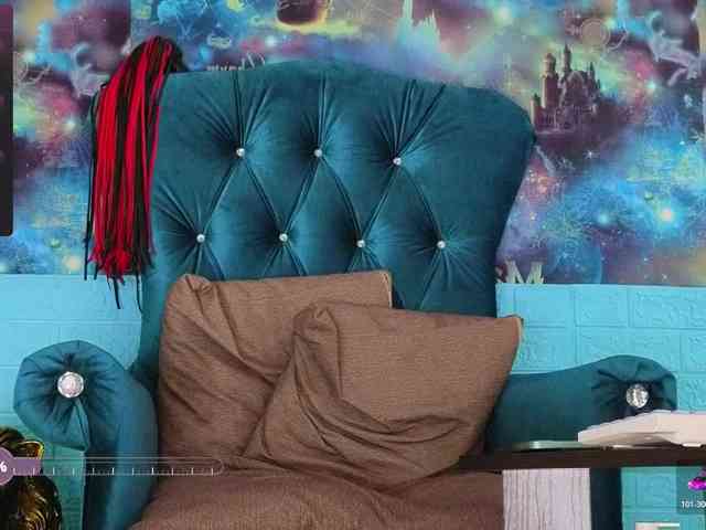 Mistress-Gwen webcam