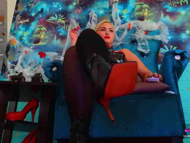 Mistress-Gwen webcam