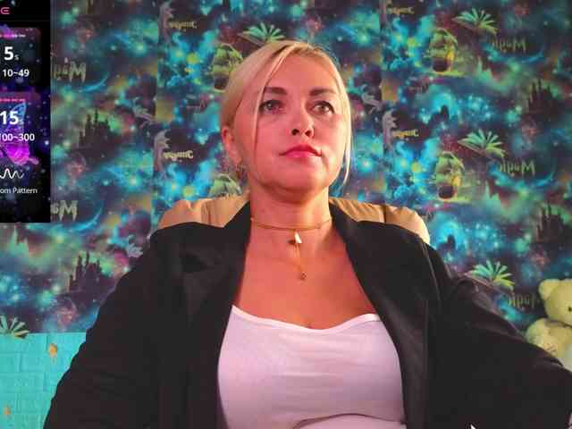Mistress-Gwen webcam