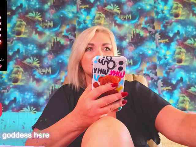 Mistress-Gwen webcam