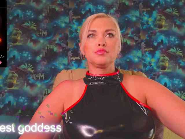 Модель: Mistress-Gwen