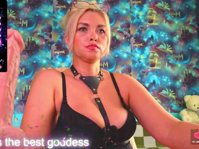 Модель: Mistress-Gwen