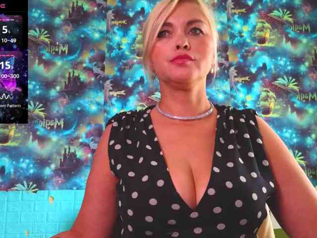 Модель: Mistress-Gwen
