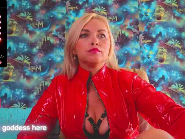 Модель: Mistress-Gwen