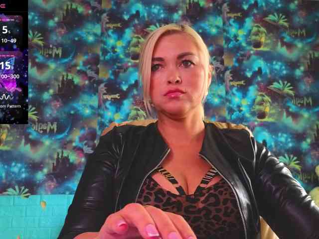 Mistress-Gwen webcam