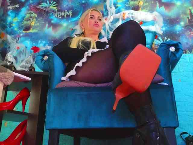 Mistress-Gwen bongacams