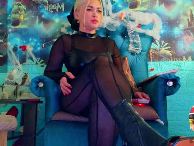 Mistress-Gwen webcam