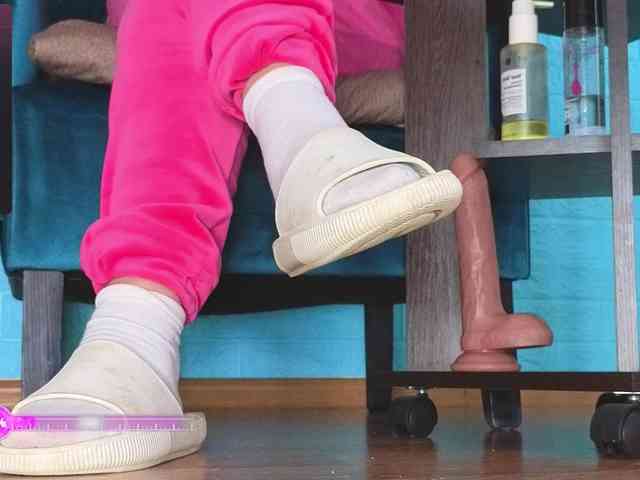 Mistress-Gwen webcam