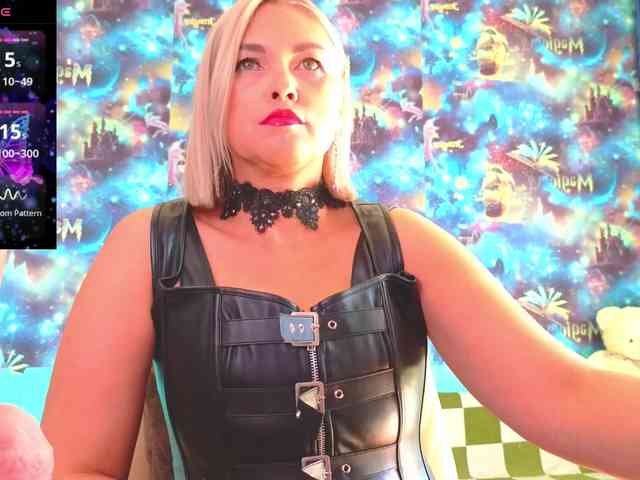 Модель: Mistress-Gwen