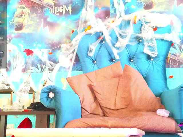 Mistress-Gwen webcam