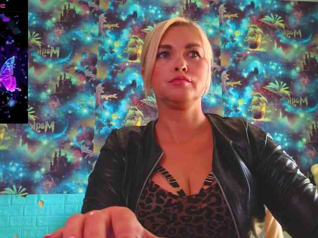Mistress-Gwen webcam