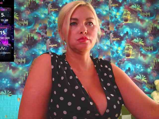 Mistress-Gwen webcam