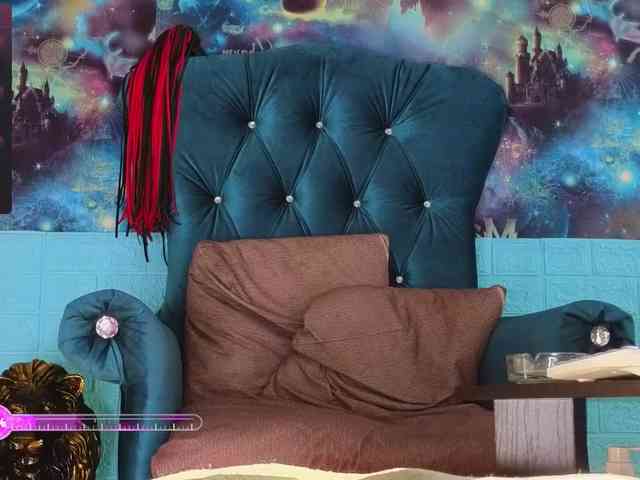 Mistress-Gwen webcam