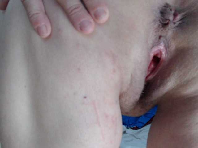 LADYQUEEN520's BongaCams show and profile