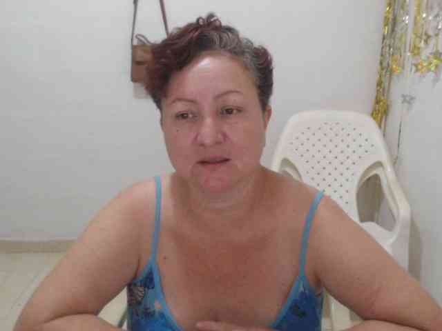 LADYQUEEN520 webcam