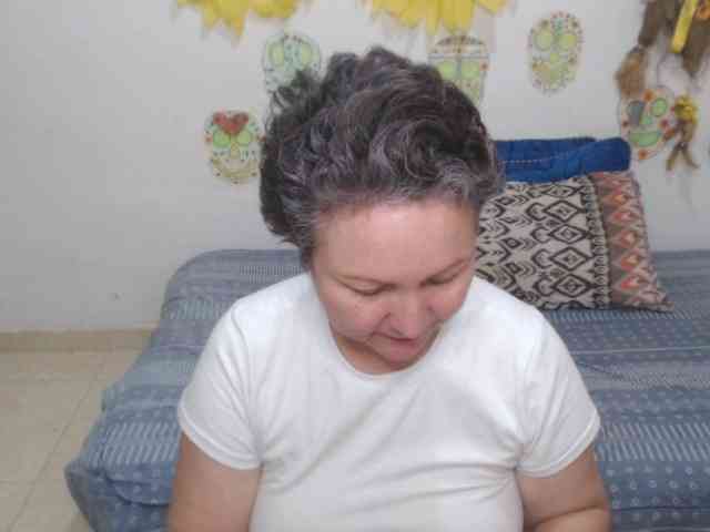 LADYQUEEN520