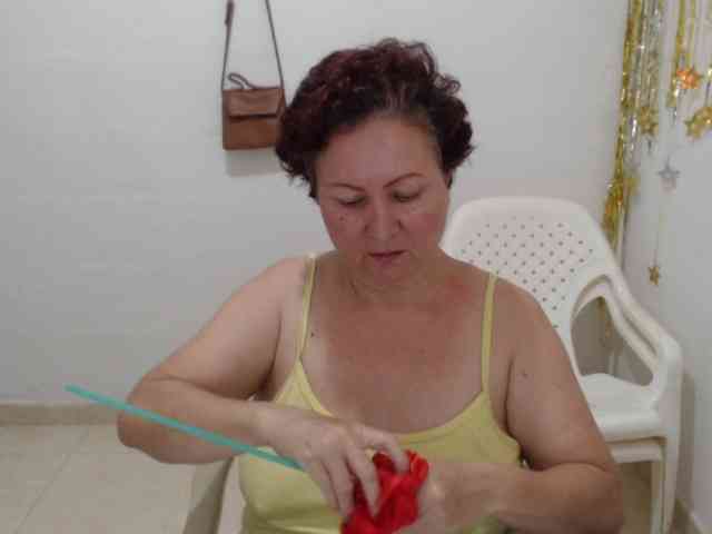 LADYQUEEN520 webcam