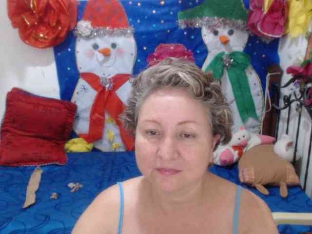 LADYQUEEN520 LADYQUEEN520