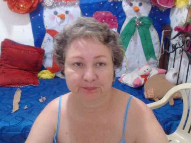 LADYQUEEN520 LADYQUEEN520