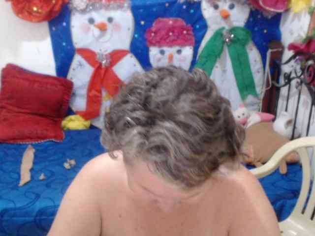 LADYQUEEN520 LADYQUEEN520