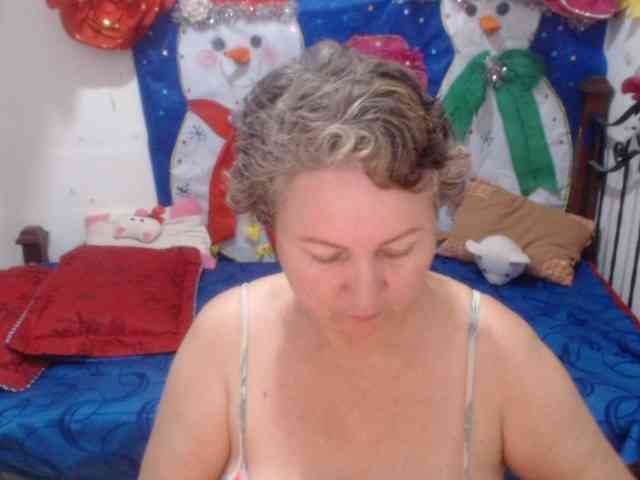 LADYQUEEN520 LADYQUEEN520