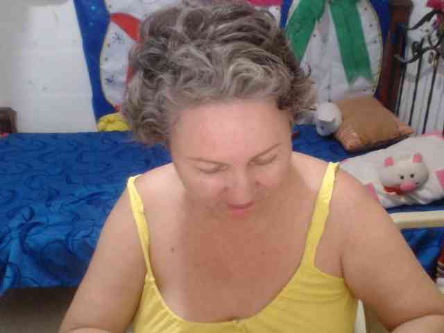 LADYQUEEN520 LADYQUEEN520