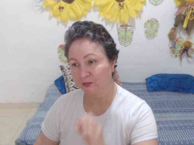 LADYQUEEN520