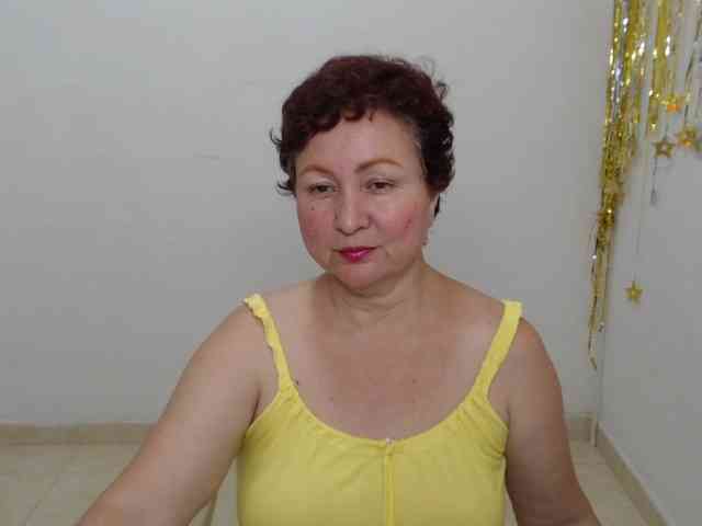 LADYQUEEN520's webcam live show