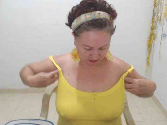 LADYQUEEN520