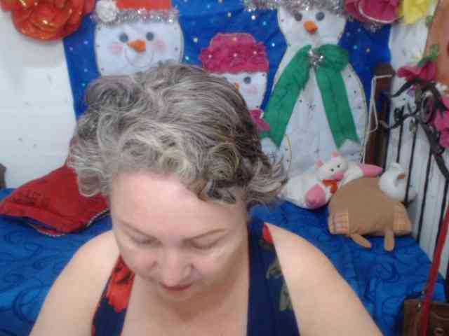 LADYQUEEN520 LADYQUEEN520