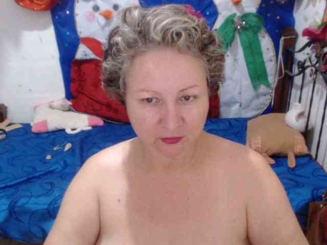 LADYQUEEN520 LADYQUEEN520