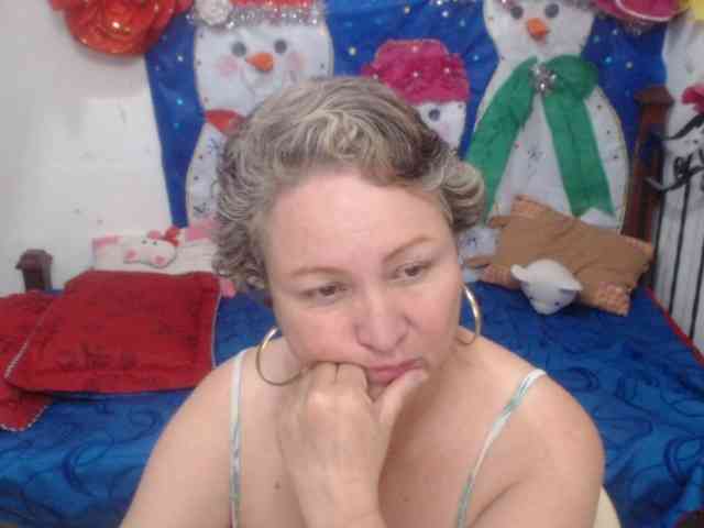 LADYQUEEN520 LADYQUEEN520