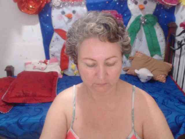 LADYQUEEN520 LADYQUEEN520