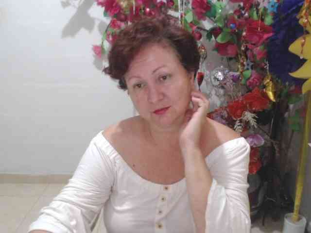 LADYQUEEN520 webcam