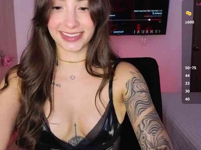 MiilyWatson webcam