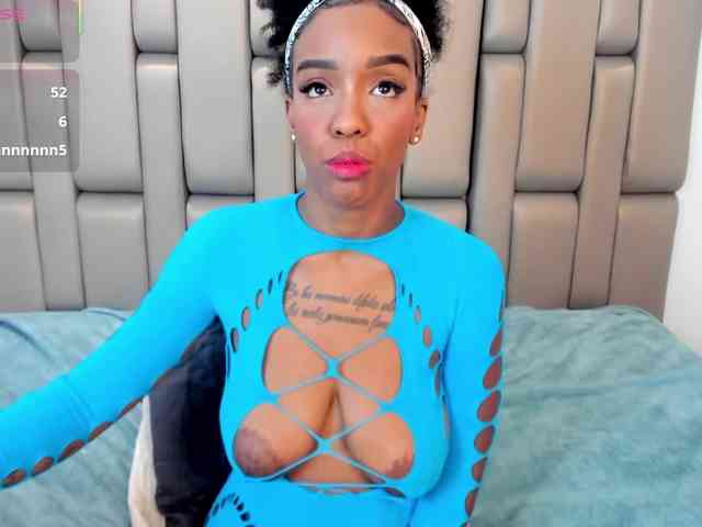 GeorginaStark webcam