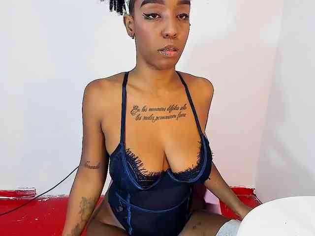 GeorginaStark webcam