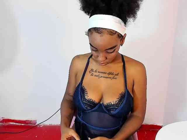 GeorginaStark webcam