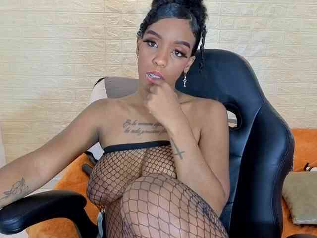 GeorginaStark webcam