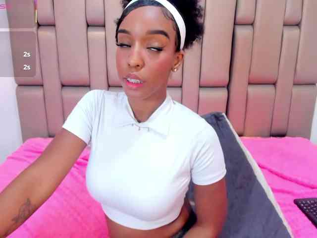 GeorginaStark webcam