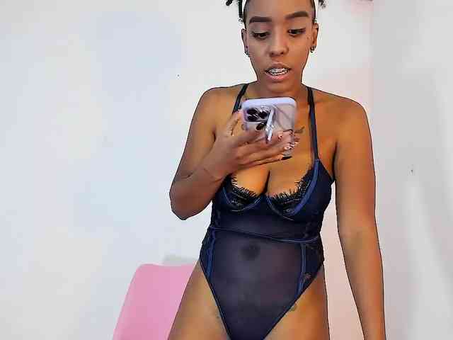 GeorginaStark webcam